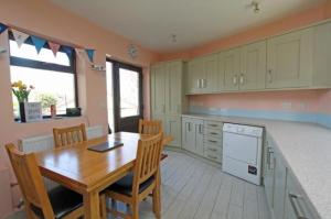 36905_UOD0284_IMG_84_0000_max_656x437